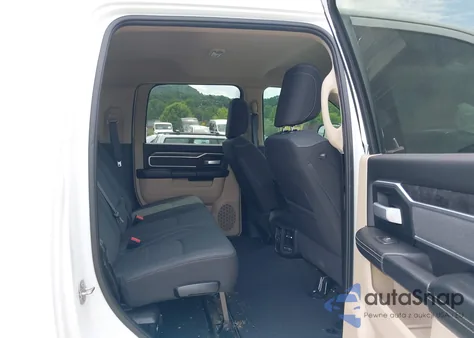 2022 Ram 2500 Big Horn 4X4 6'4' Box из США, поврежденный, VIN 3C6UR5MJ0NG383441